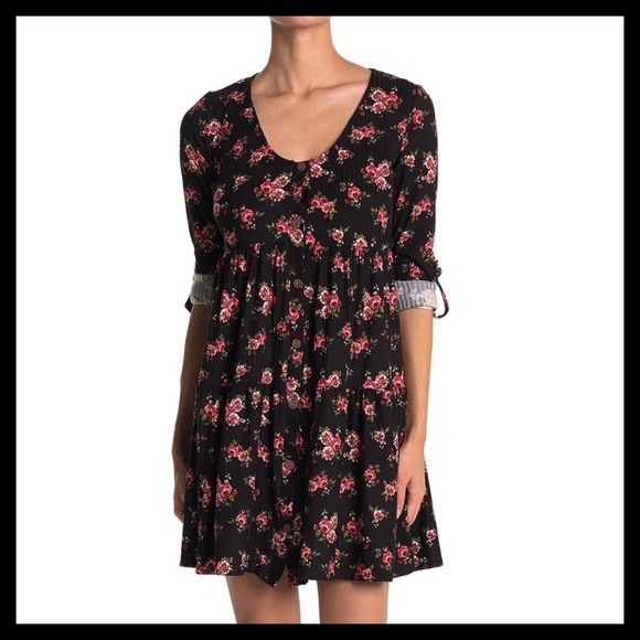 KENEDIK Floral Tiered Ruffle Rib Knit Dress - Picture 2 of 7